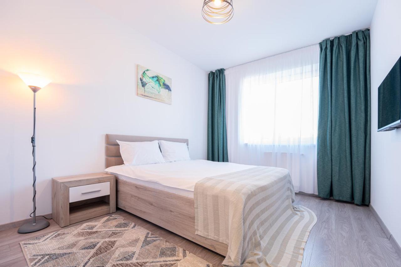 Serene Flat Leilighet Oradea Eksteriør bilde