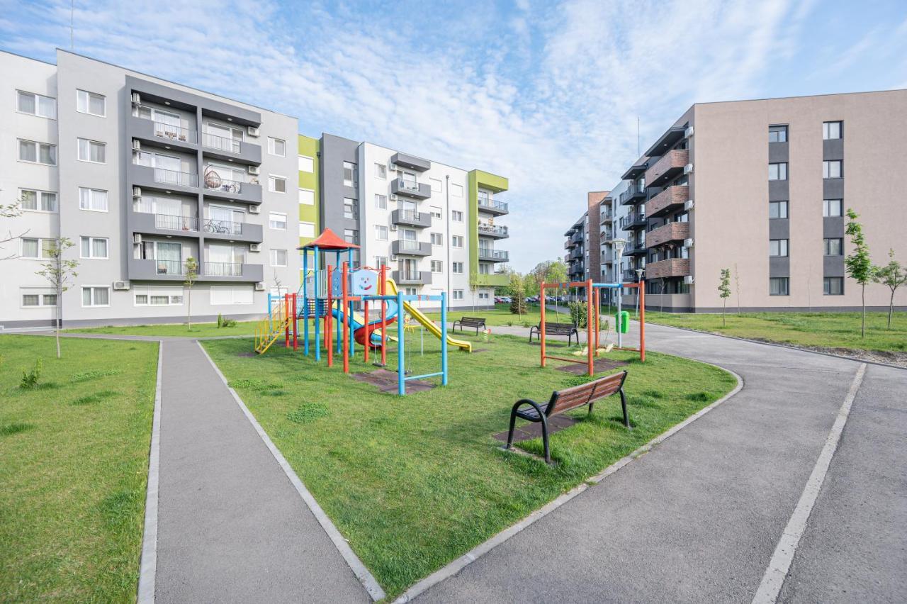 Serene Flat Leilighet Oradea Eksteriør bilde